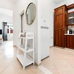 Apartements Bartoli 아파트 *