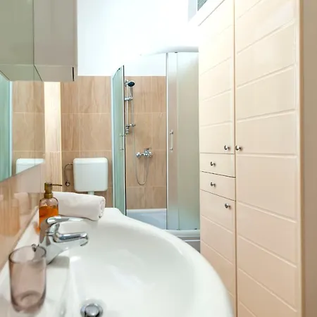 Apartements Bartoli Lägenhet *