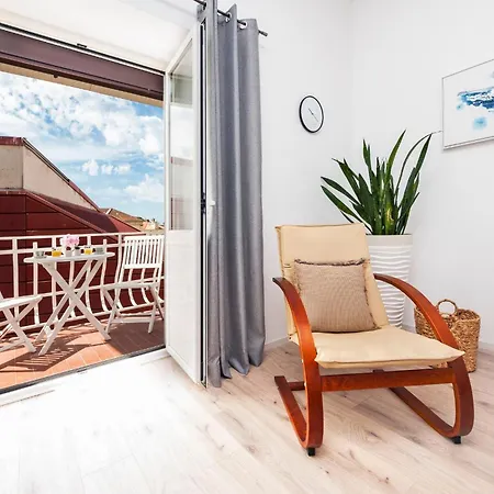 Apartements Bartoli 公寓 罗维尼